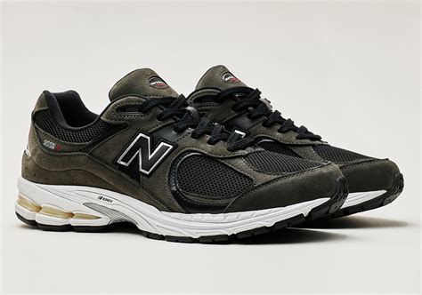 newest new balance 2002r